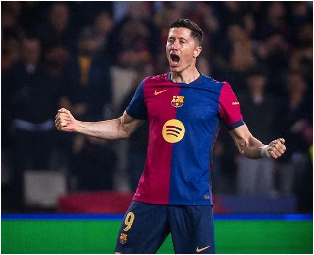 九游游戏旧版本-莱万多夫斯基连续七场比赛得分超过险胜，TES不断突破！(柏林拳击比赛回放)