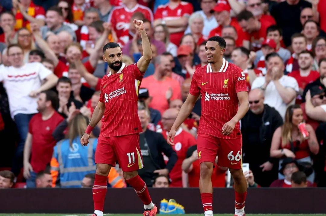 九游游戏旧版本-凯特布兰切特无耻混蛋