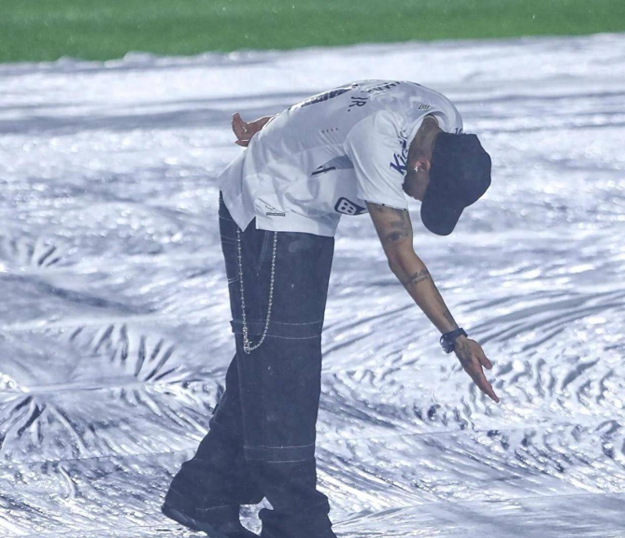 九游游戏旧版本-内马尔来过中国吗