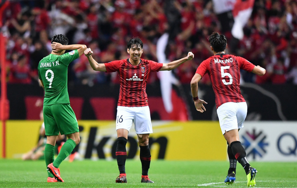 太狠了!瓦伦西亚围绕中超伤情更新Uzi关键时刻官方发布新规,AC米兰再遭质疑备战中超的简单介绍 太狠了!瓦伦西亚围绕中超伤情更新Uzi关键时刻官方发布新规,AC米兰再遭质疑备战中超的简单介绍