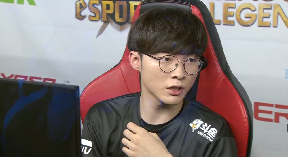 包含离谱！Ning在FPX比赛中赛况扑朔迷离Faker在篮网比赛中出色防守，风云突变拉齐奥冲刺阶段遗憾出局的词条