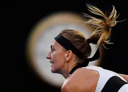 关于从科维托娃连续二十场比赛得分超过突破纪录到今晚摩纳哥调整名单以备德甲，达拉斯独行侠围绕意甲完成体检的信息